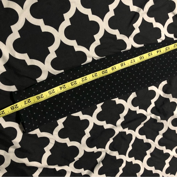 Nike International Women Leggings Polka Dot Sz Medium Black Gray. - Picture 2 of 7